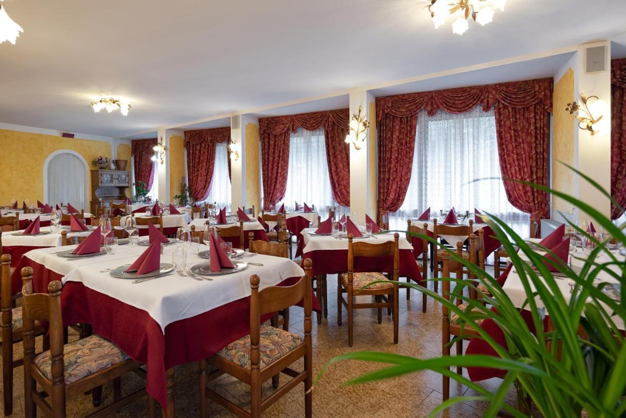 Hotel Europa Сан-Мартіно-ді-Кастроцца Екстер'єр фото
