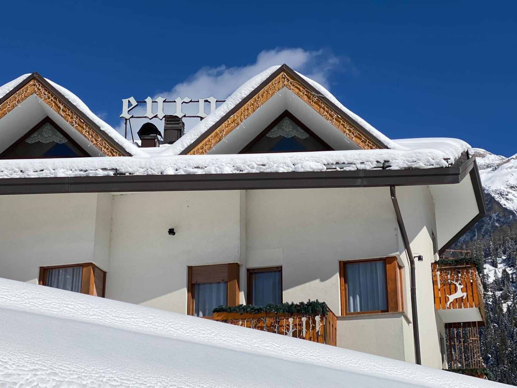 Hotel Europa Сан-Мартіно-ді-Кастроцца Екстер'єр фото