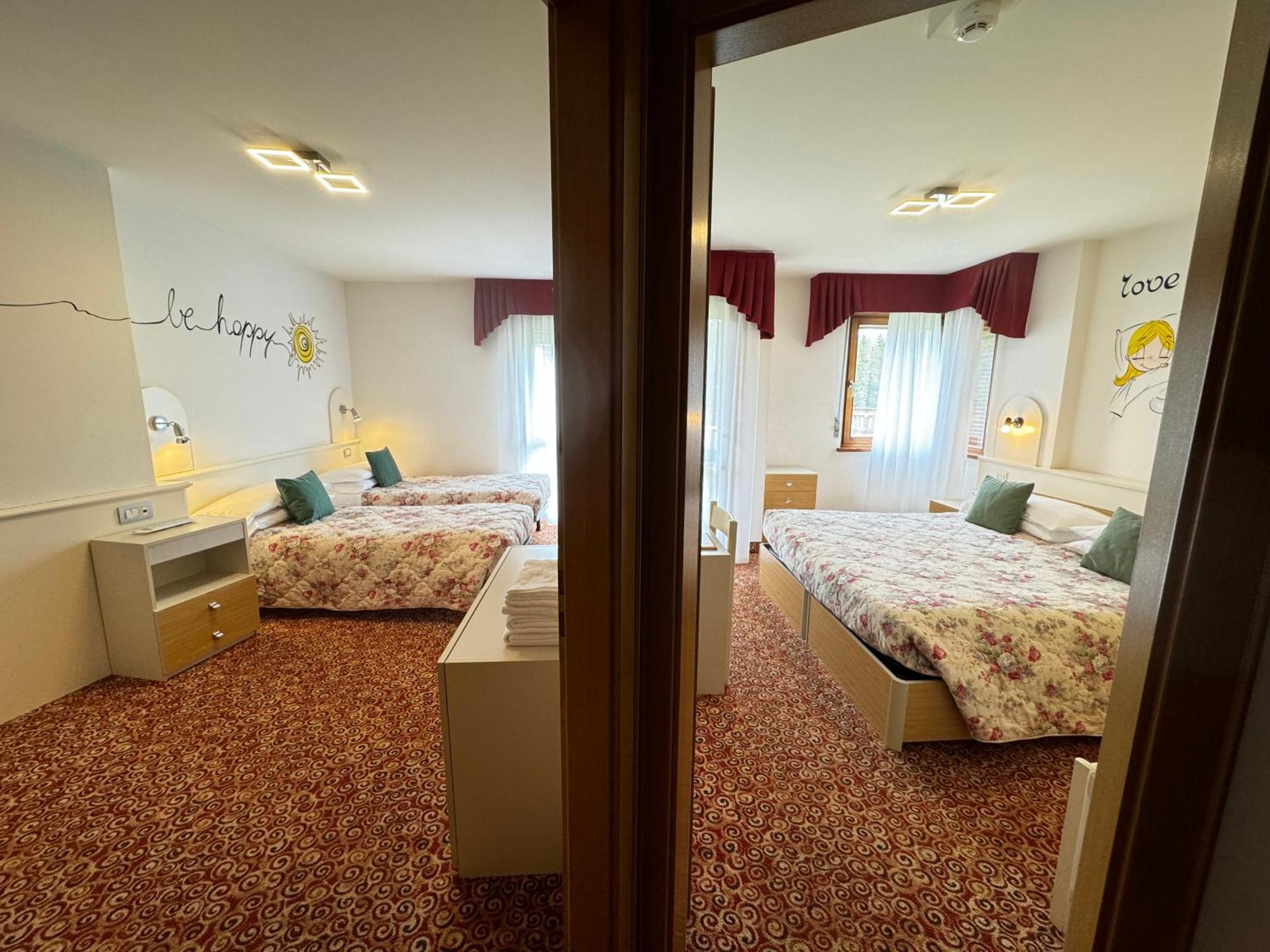 Hotel Europa Сан-Мартіно-ді-Кастроцца Екстер'єр фото