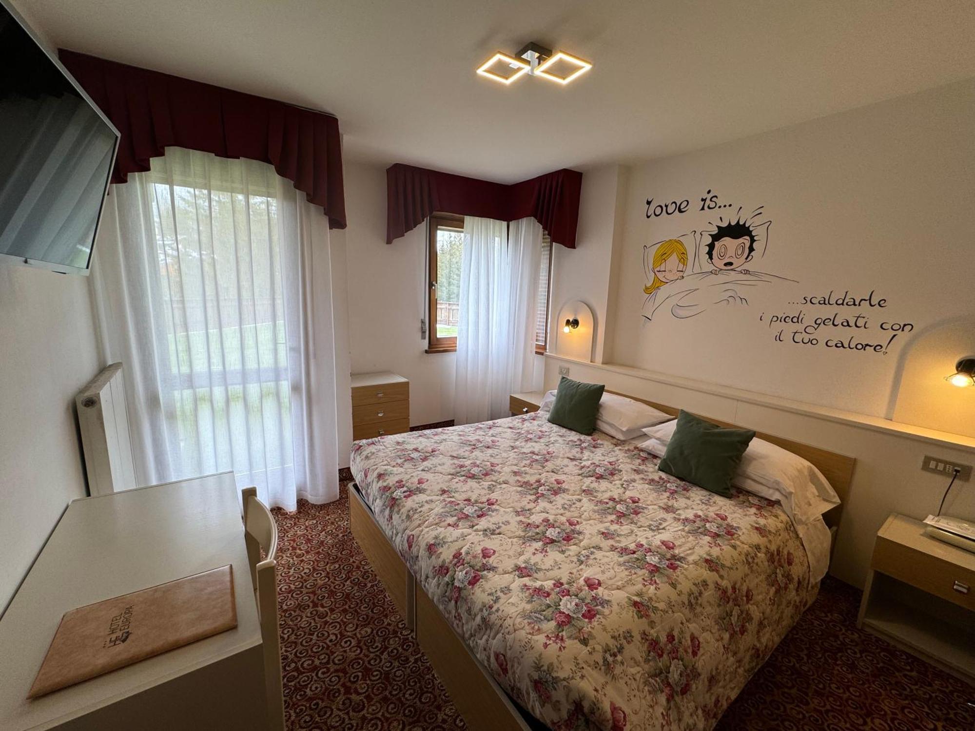 Hotel Europa Сан-Мартіно-ді-Кастроцца Екстер'єр фото