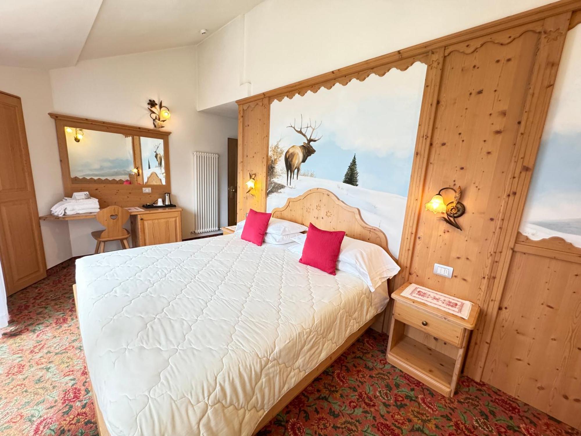 Hotel Europa Сан-Мартіно-ді-Кастроцца Екстер'єр фото